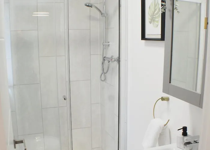 Townhouse With Private Parking Сasa de vacaciones