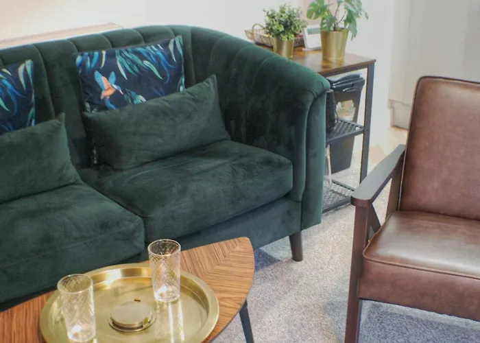 Townhouse With Private Parking Ferienhaus