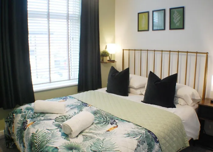 Ferienhaus Townhouse With Private Parking York