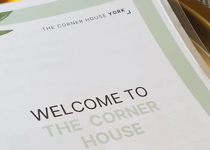 Townhouse With Private Parking Ferienhaus