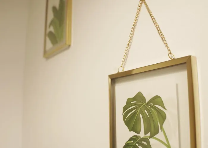 Townhouse With Private Parking 度假居